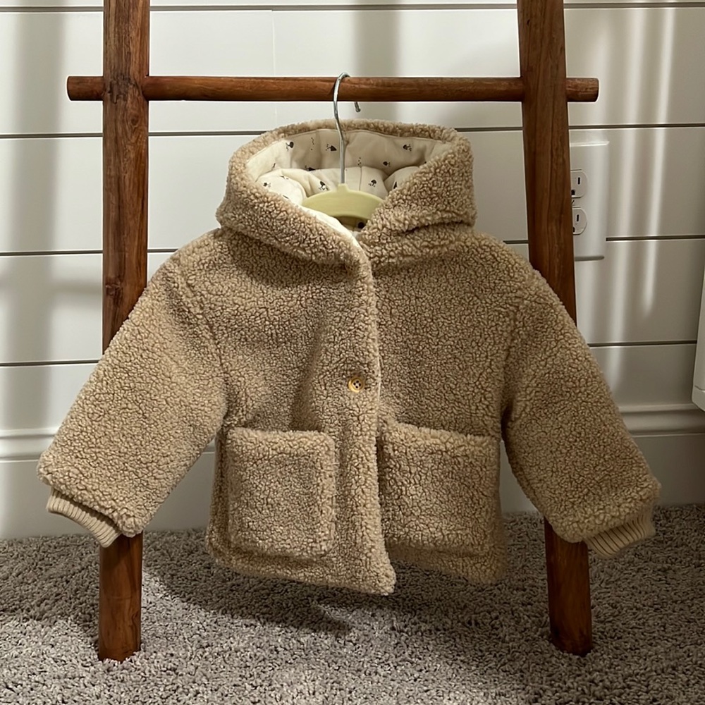 Zara kids Winter Coat, size 6-9 months
